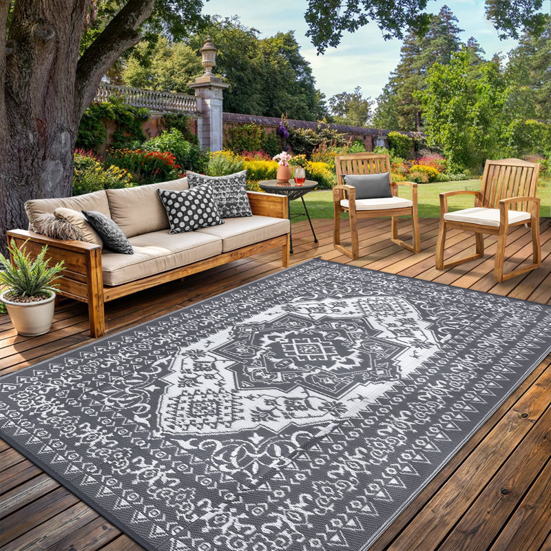 8' x 10' Reversible Outdoor Rug, Waterproof Plastic Straw with Vintage Medallion Pattern, Lightweight and Easy-Clean Patio Mat for Deck, Balcony, Camping or Beach