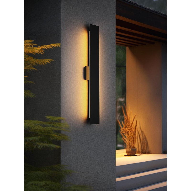 Applique murale Amyris Louella, H 34 po x l 4,5 po x P 2,5 po