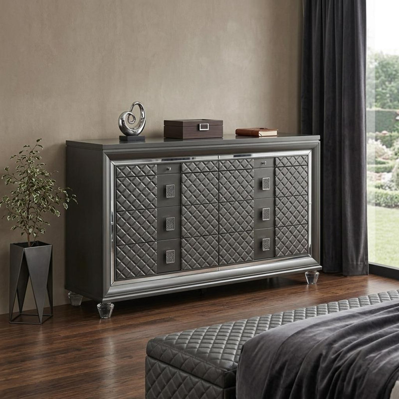 Sela 8-Drawer Dresser in Metallic Gray