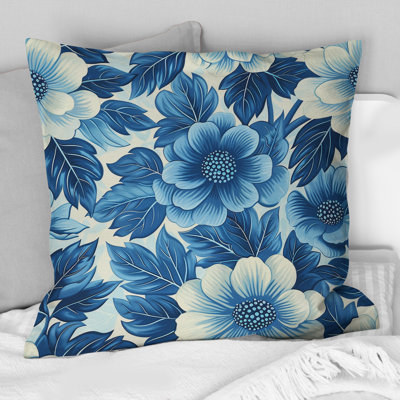 Cobalt Blue Floral Transitional V - Coussin décoratif transitionnel