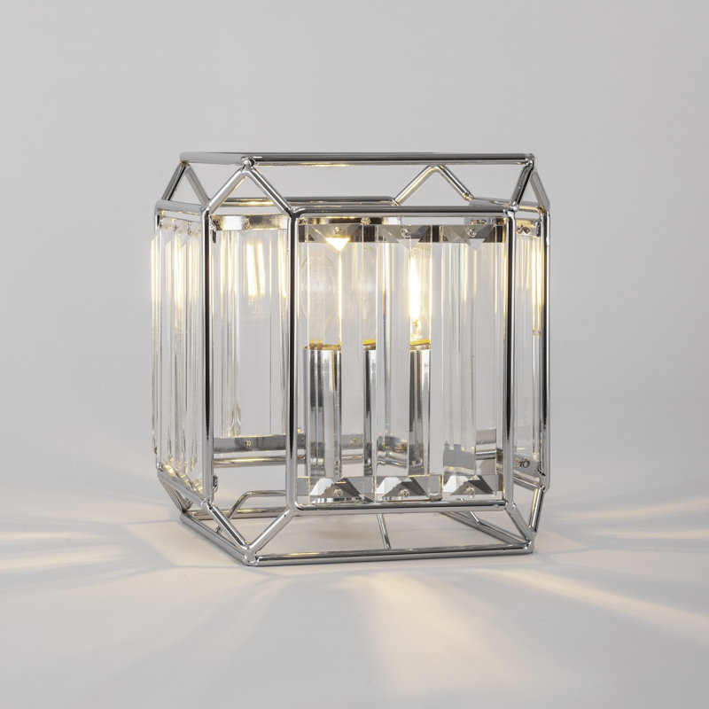 Lampe de table Fernville, H 7,25 po x l 6,75 po x P 6,75 po, Chrome
