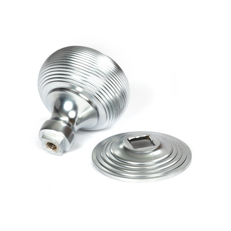 Passage Door Knob, Satin Chrome
