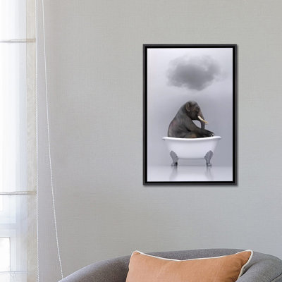 «Elephant Relaxing in the Bath 2» par Mike Kyiv - reproduction d'art