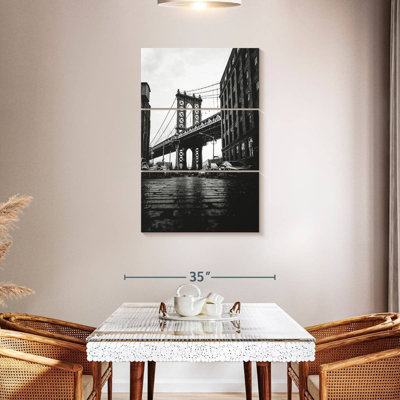 Nicci Brooklyn Bridge Street View