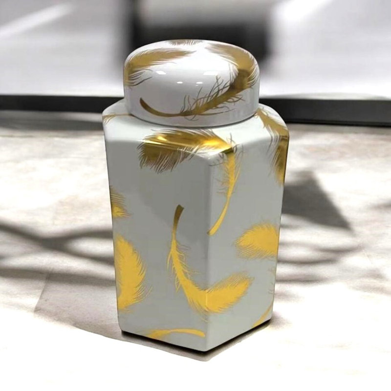 Ceramic / Porcelain Decorative Urns & Jars