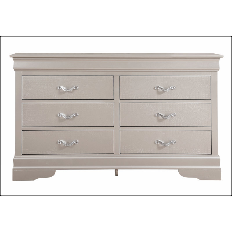 Commode Lorana G6500-D argent champagne avec poignées chromées et accents de faux cristal, alliant élégance traditionnelle et durabilité moderne