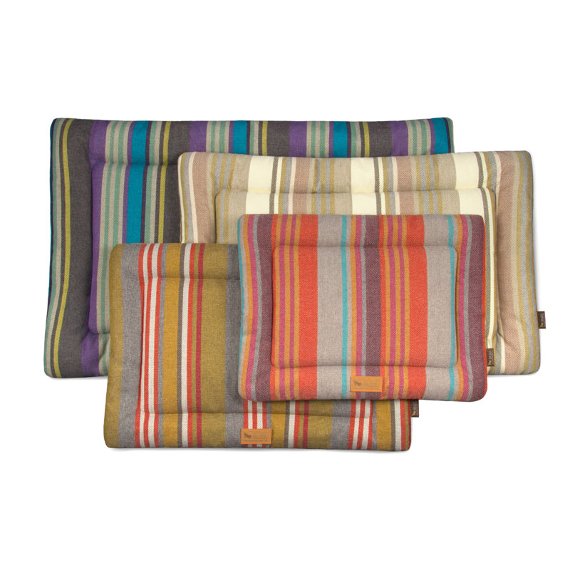 Horizon Collection Striped Washable Pet Bed, Large (1.9 " H x  36" W  x 23" D)