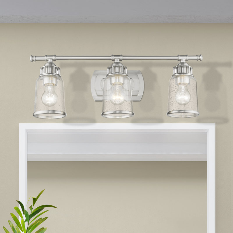 Éclairage pour meuble-lavabo à 3 lumières à intensité variable Derrick, Nickel brossé
