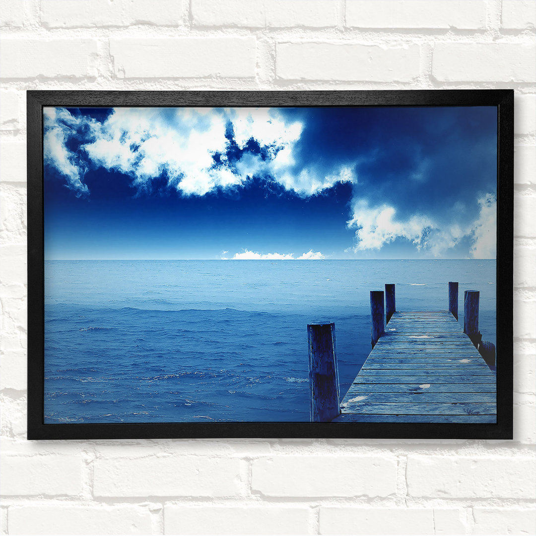 Blue Dock Clouds Gerahmter Druck