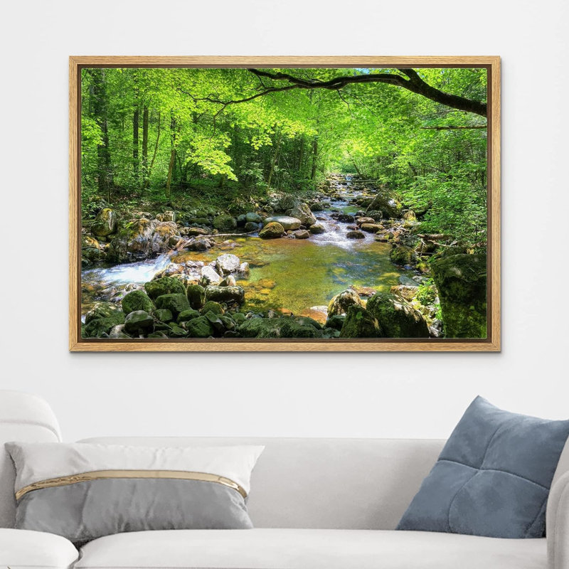 Rivière à travers la forêt verte sur toile, H 24 po x l 36 po x P 1,5 po, Cadre naturel