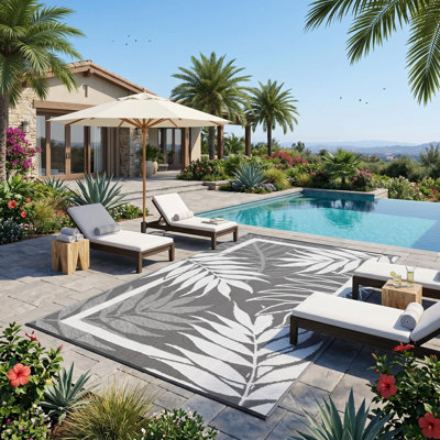 Tapis d'extérieur réversible en plastique pour terrasse