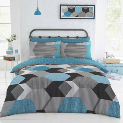 Cotton Blend Bedding Set with Duvet Cover Fitted Sheet and Matching Pillowcases Soft Easy Care Complete Printed Polycotton Bed Set