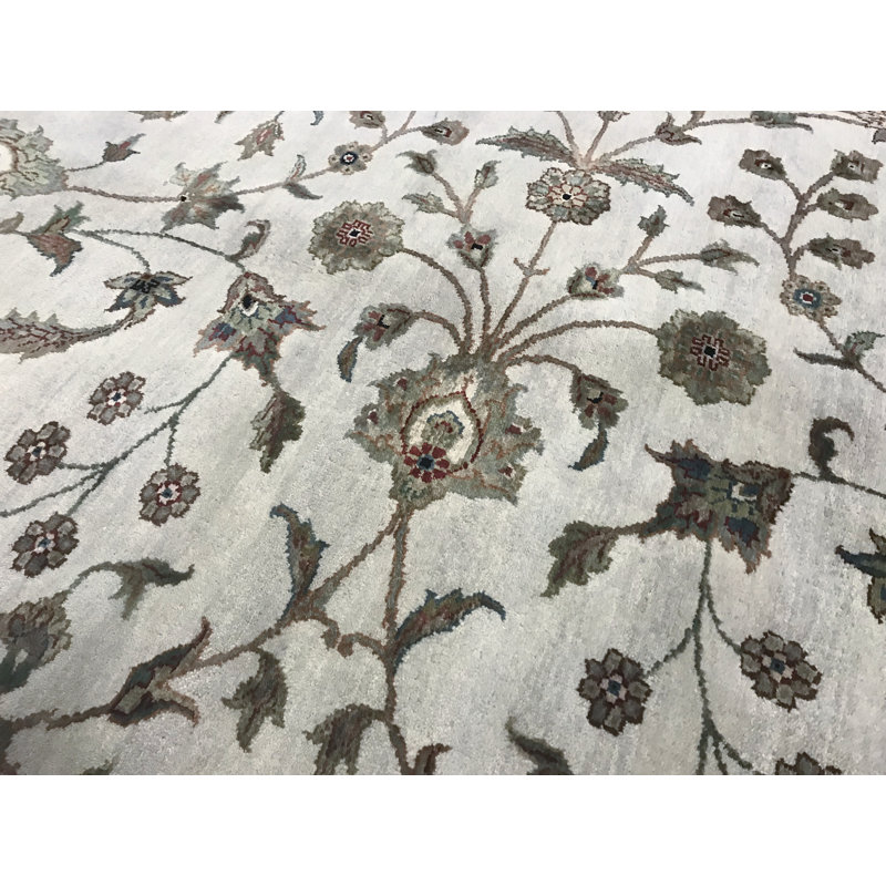 Tapis ivoire noué à la main de haute qualité