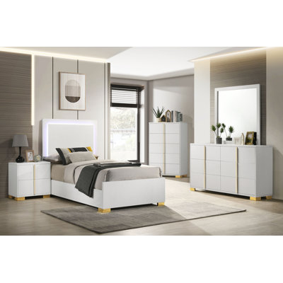 Sabrielle Manufactured Wood Bedroom Set