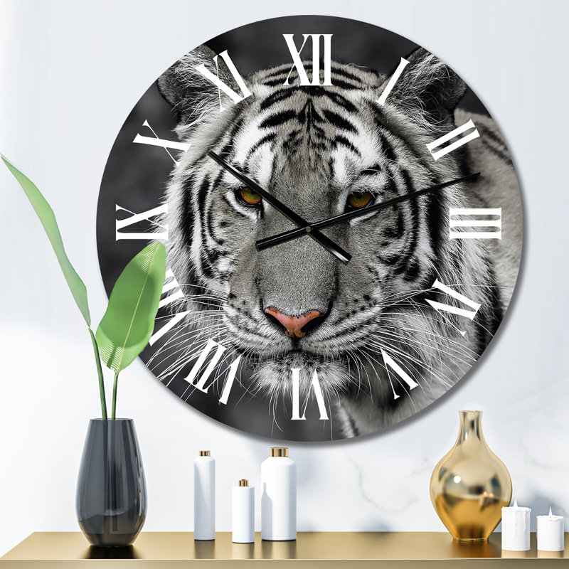 Portrait monochrome d'un tigre blanc III - Horloge murale traditionnelle, Petit