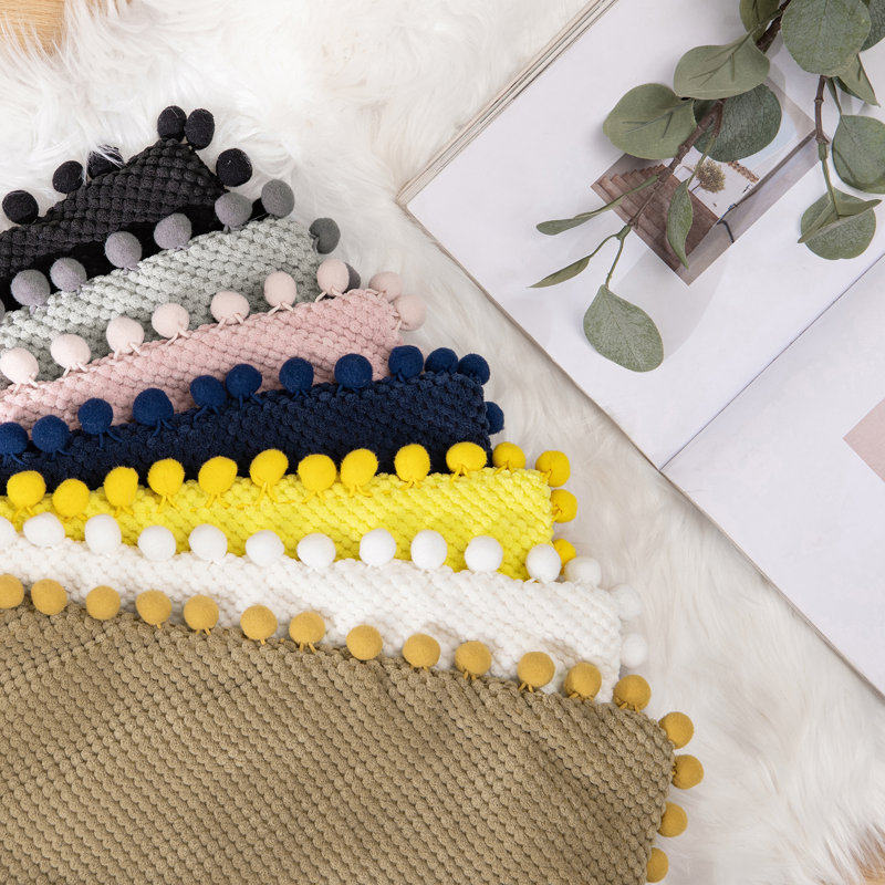 Coussin Pom-Poms, Gris clair, Polyester/ Bourre en polyester