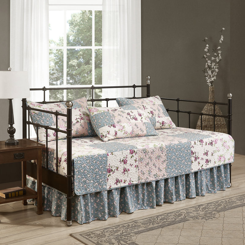 Multicolor Reversible Cotton Patchwork Quilt Set, Daybed Quilt + 4 Additional Pieces Included, Blue
