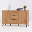 Buffet polyvalent en bois avec rangement spacieux, idéal pour la cuisine et la salle à manger