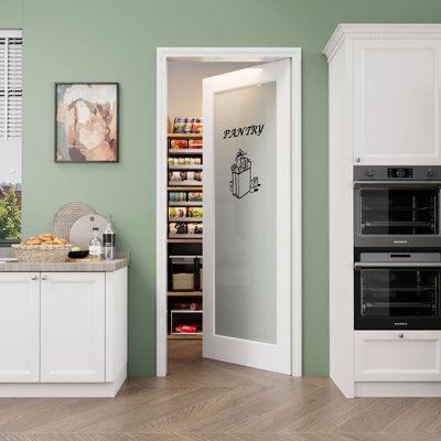 Porte standard d'intérieur en bois manufacturé massif sans trousse de quincaillerie