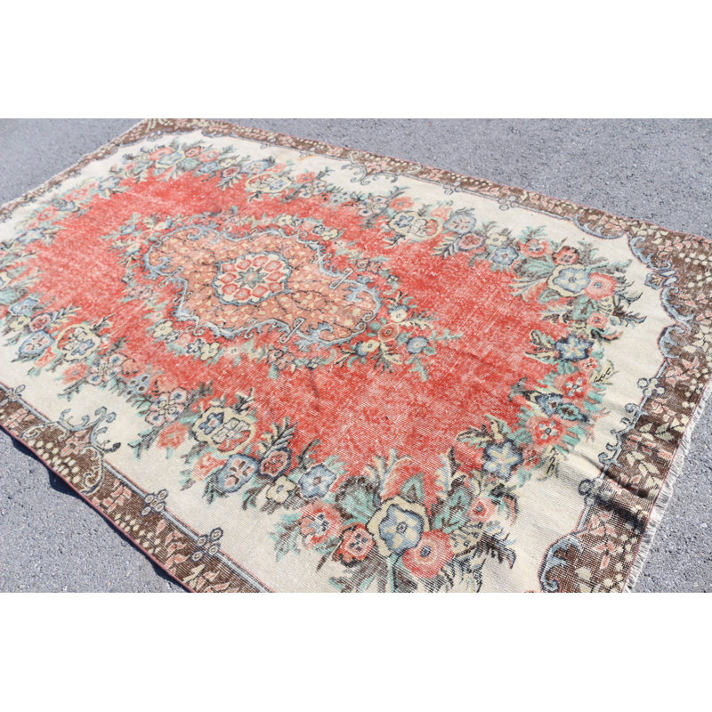 Grand tapis turc tissé à la main à motif floral, idéal pour la décoration bohémienne dans un style classique anatolien