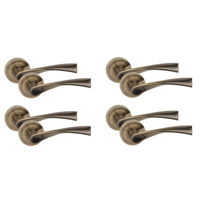 4 Pairs Astrid Design Classic Door Handle