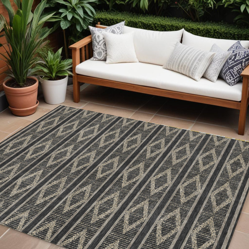 Tapis intérieur / extérieur géométrique lavable noir et beige 9 pi x 12 pi