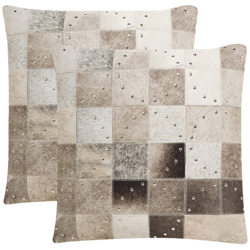 Coussin décoratif en cuir, H 22 po x l 22 po x P 2,5 po