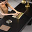 Bureau rectangulaire en bois manufacturé noir-1703146353