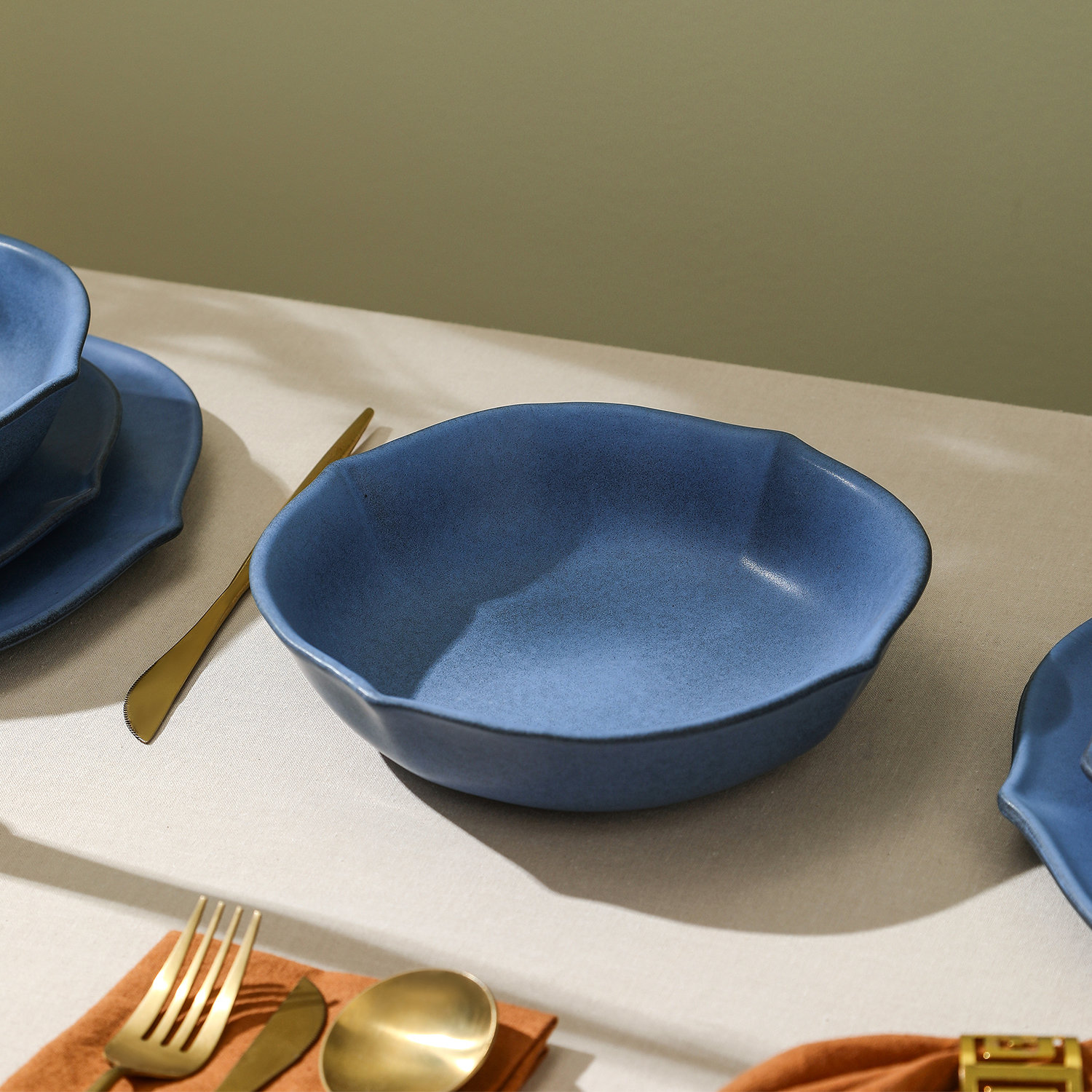 Baskerville Stoneware Dinnerware Set, Blue