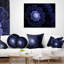 Coussin imprimé floral scintillant bleu éclatant-29458024-29458027