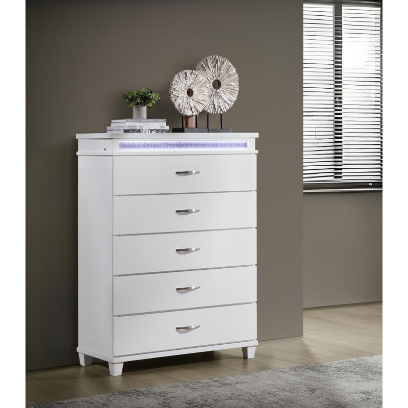 Cadre de grand lit - Commode - Miroir - Commode - Table de chevet, Queen
