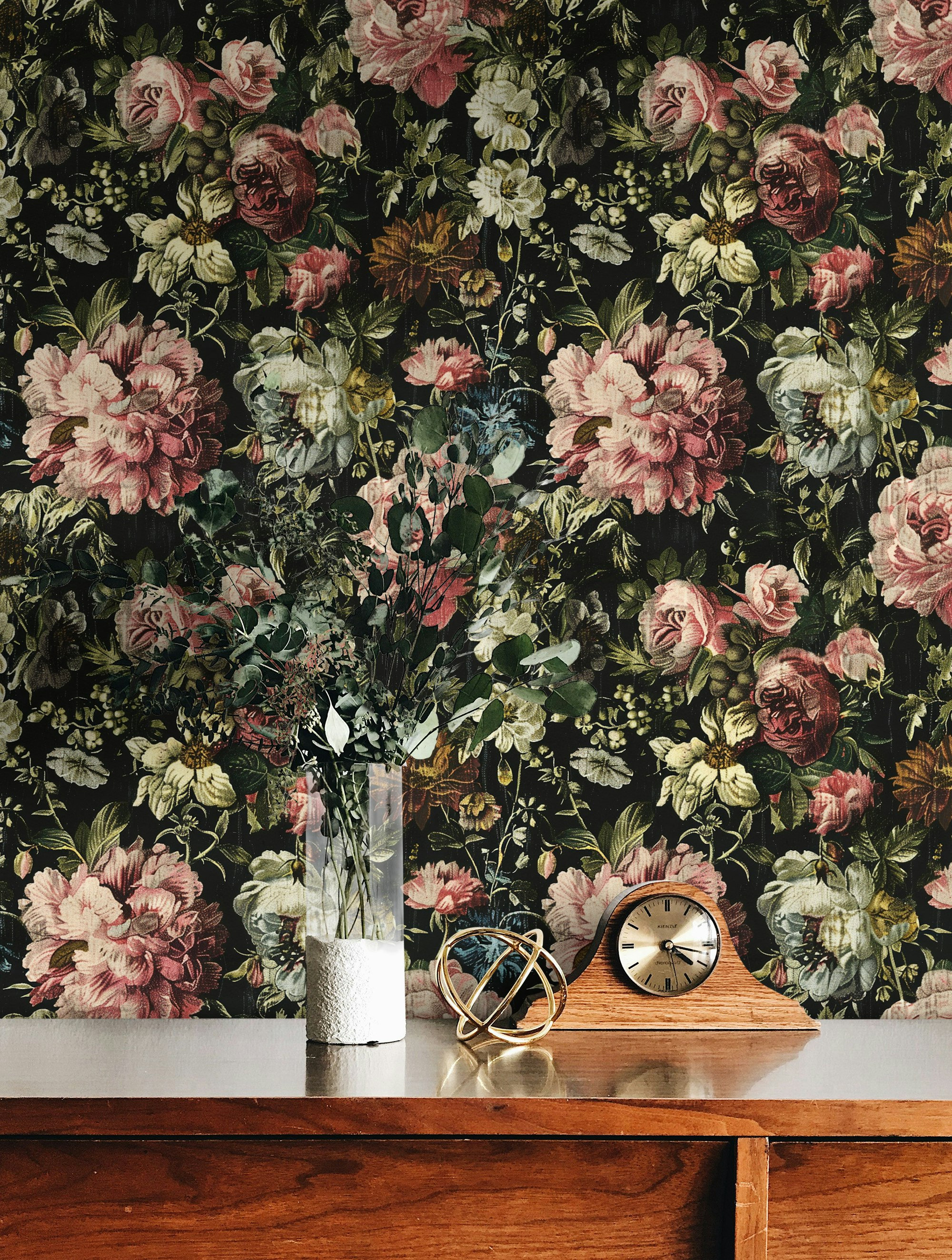 Lark Manor Vintage Dark Floral Wallpaper Bryelle Peel & Stick Botanical ...