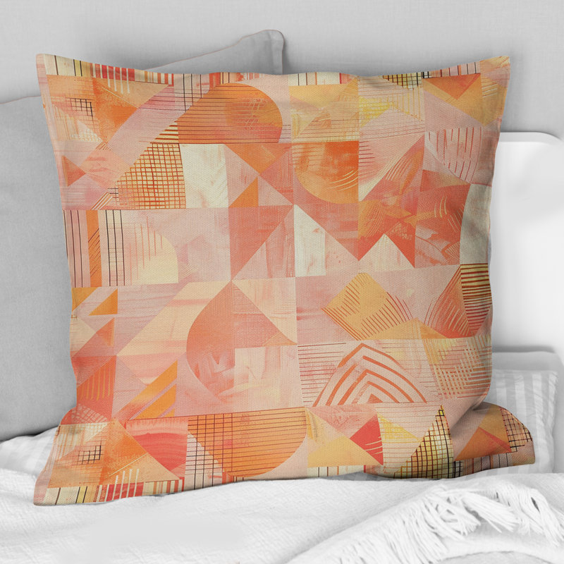 Peach Geometric Plants Print - Coussin décoratif géométrique, H 18 po x H 18 po