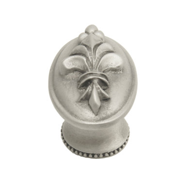 Charlemagne oval knobin Platinum
