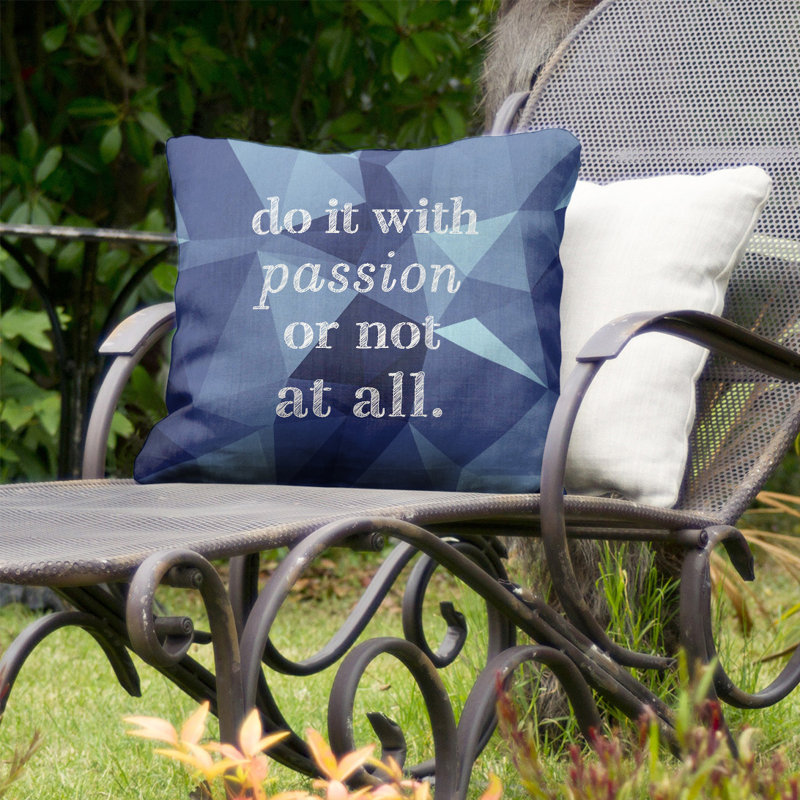Coussin intérieur/extérieur d’inspiration passion, 18 po x 18 po, Saphir