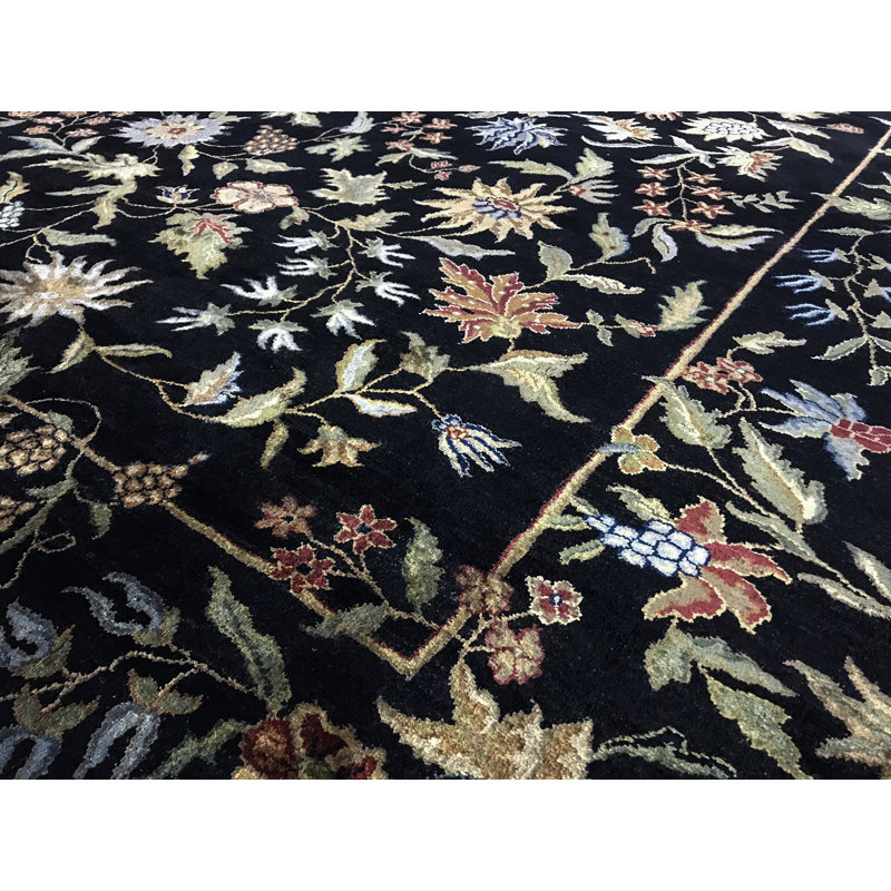 Tapis noir et rouge de haute qualité noué à la main