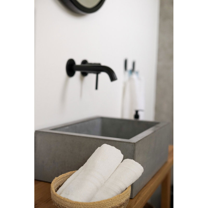 Lightweight Fingertip Towel, White