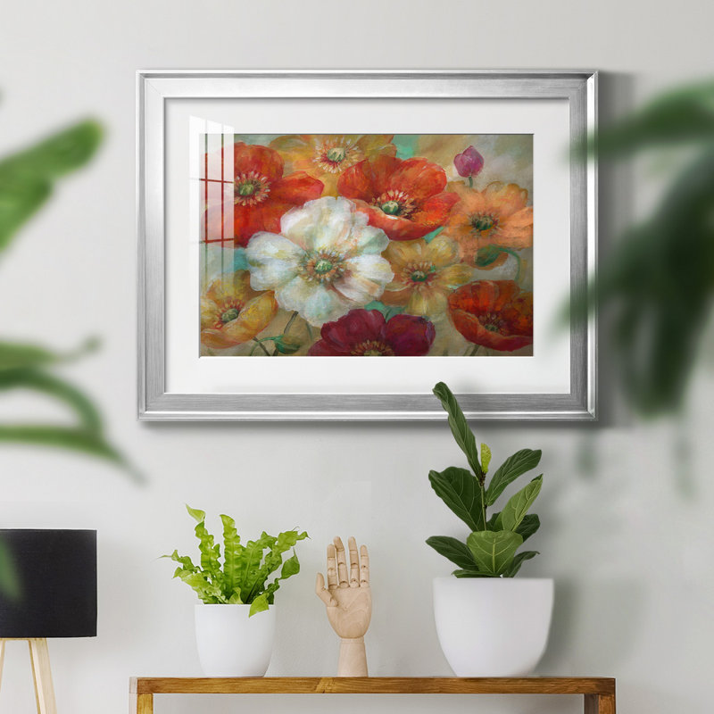 Poppycentric - Peinture encadrée, Cadre argenté, H 22,5 po x l 30,5 po x P 1,5 po