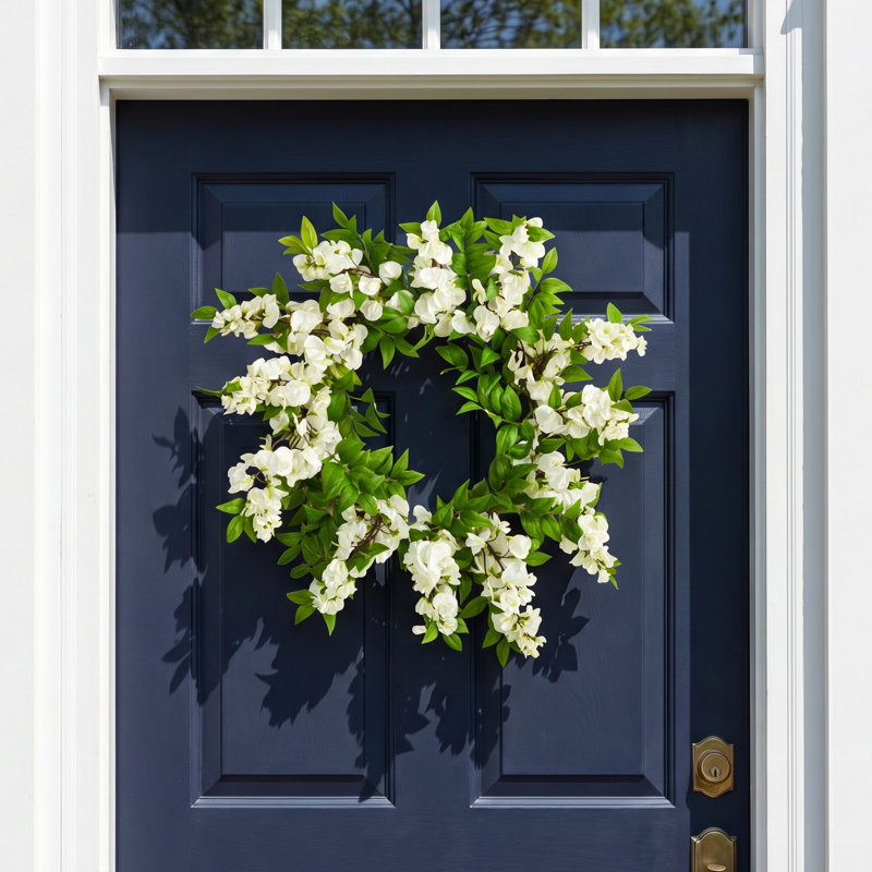 Faux Polyester 18'' Wreath, White