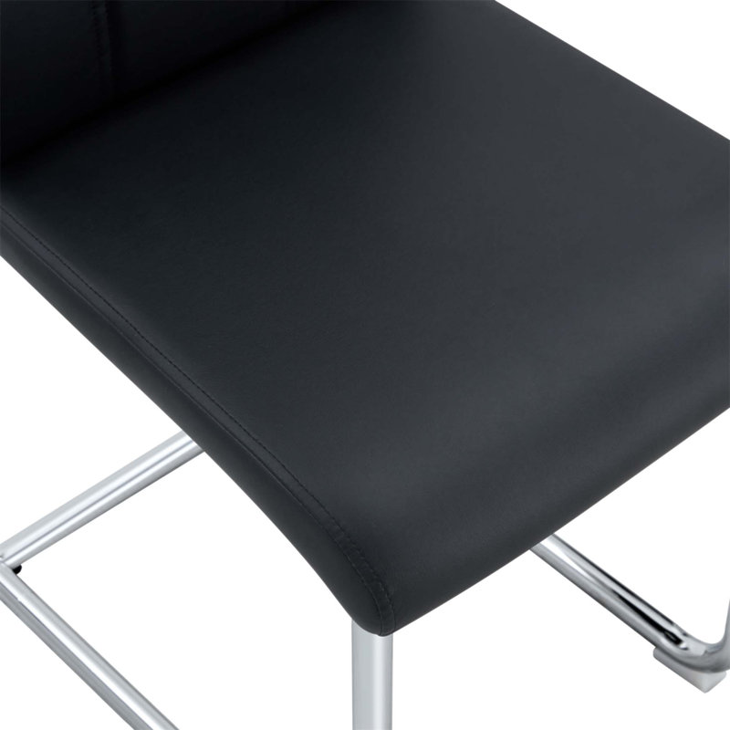 Ensemble de chaises de salle à manger élégantes avec dossier haut, pieds robustes et conception moderne pour des sièges confortables