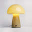 Lampe de table en verre avec champignon-519595189