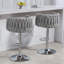 Ensemble de 2 tabourets de bar pivotants à 360 ° avec housse en tissu, chaises de bar réglables à hauteur de comptoir avec dossier et repose-pieds tissés, tabourets de bar chromés argentés pour îlot de cuisine, café, pub-1895626235