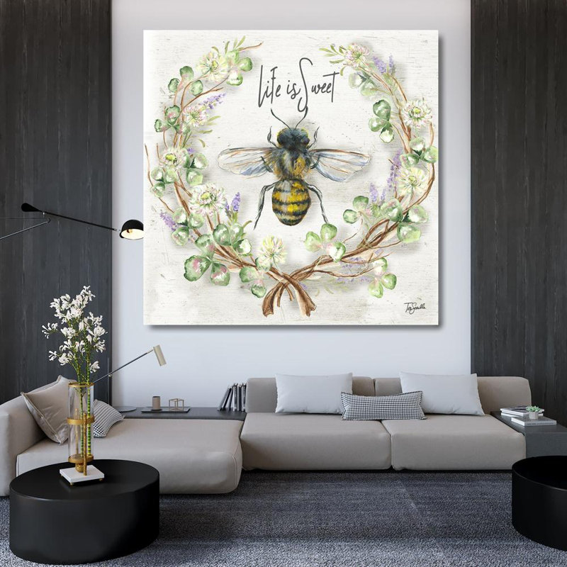 «August Bee and Trefle Wreath I» par August Grove®, H 36 po x l 36 po