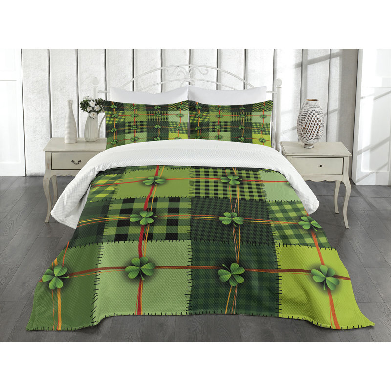 Ambesonne Irish Bedspread Set Patchwork Celtic Clovers Multicolor, King Bedspread + 2 Standard Shams