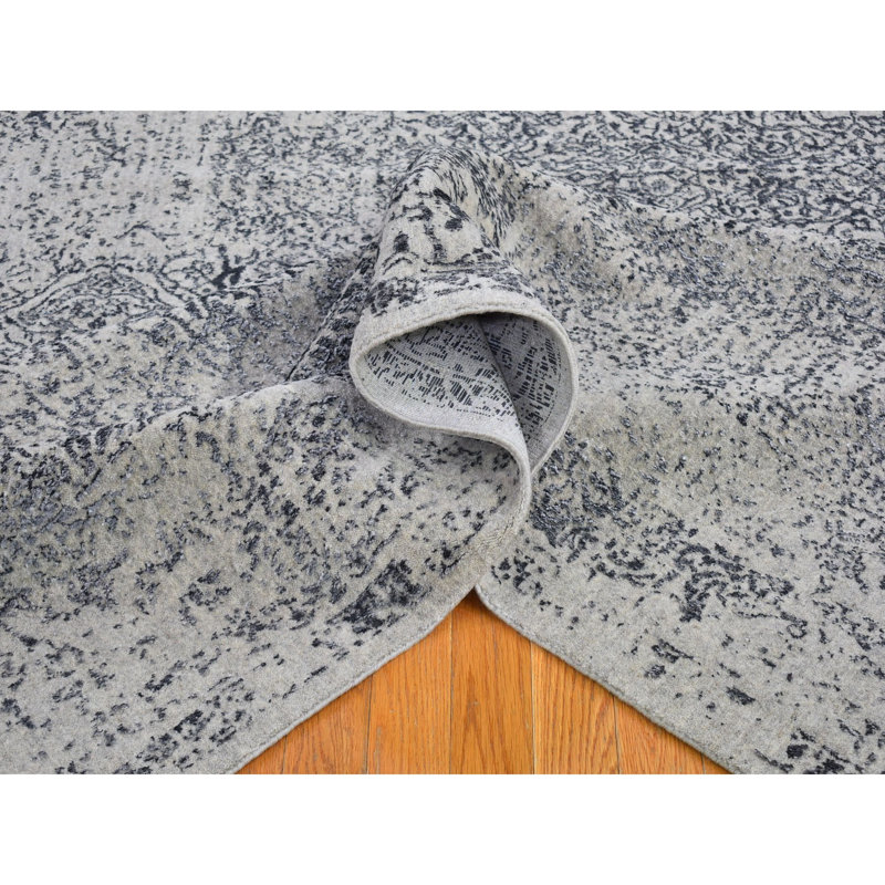 Tapis oriental gris en laine et soie tissés à la main 7 pi 10 po x 9 pi 9 po 7ED503B3213F48E4A2FDB50221BDB9B6