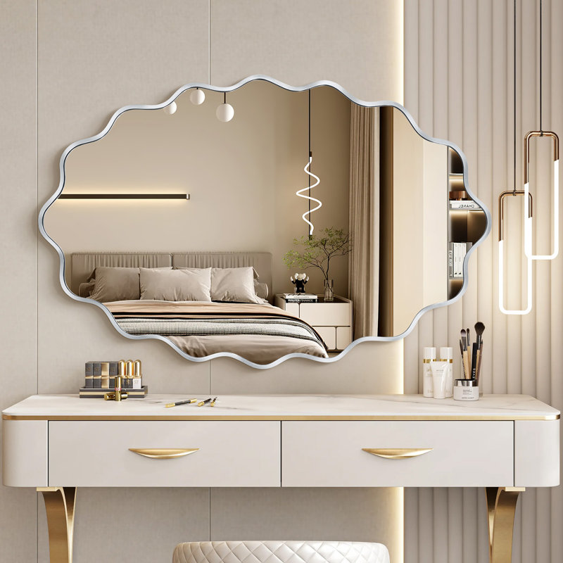 Miroir mural Scalloped, Argent argent, 30 po x 22 po