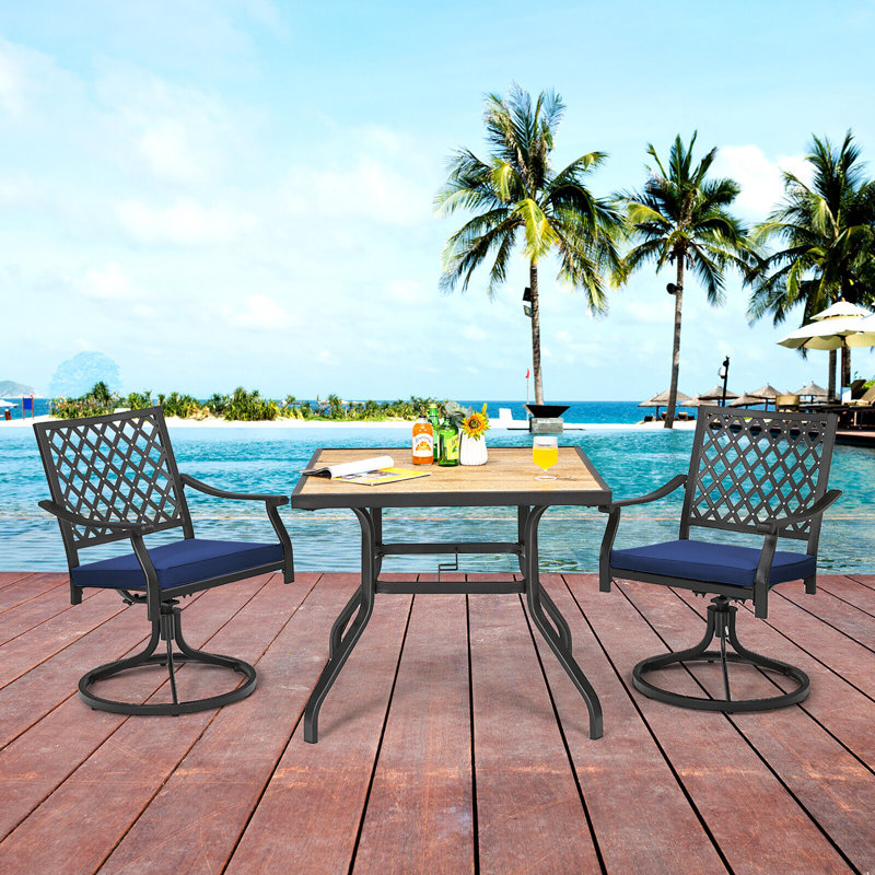 Fauteuil de patio pivotant avec coussin Brayson
