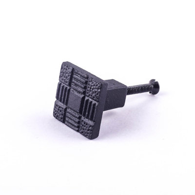 1 1/8" Square Knob