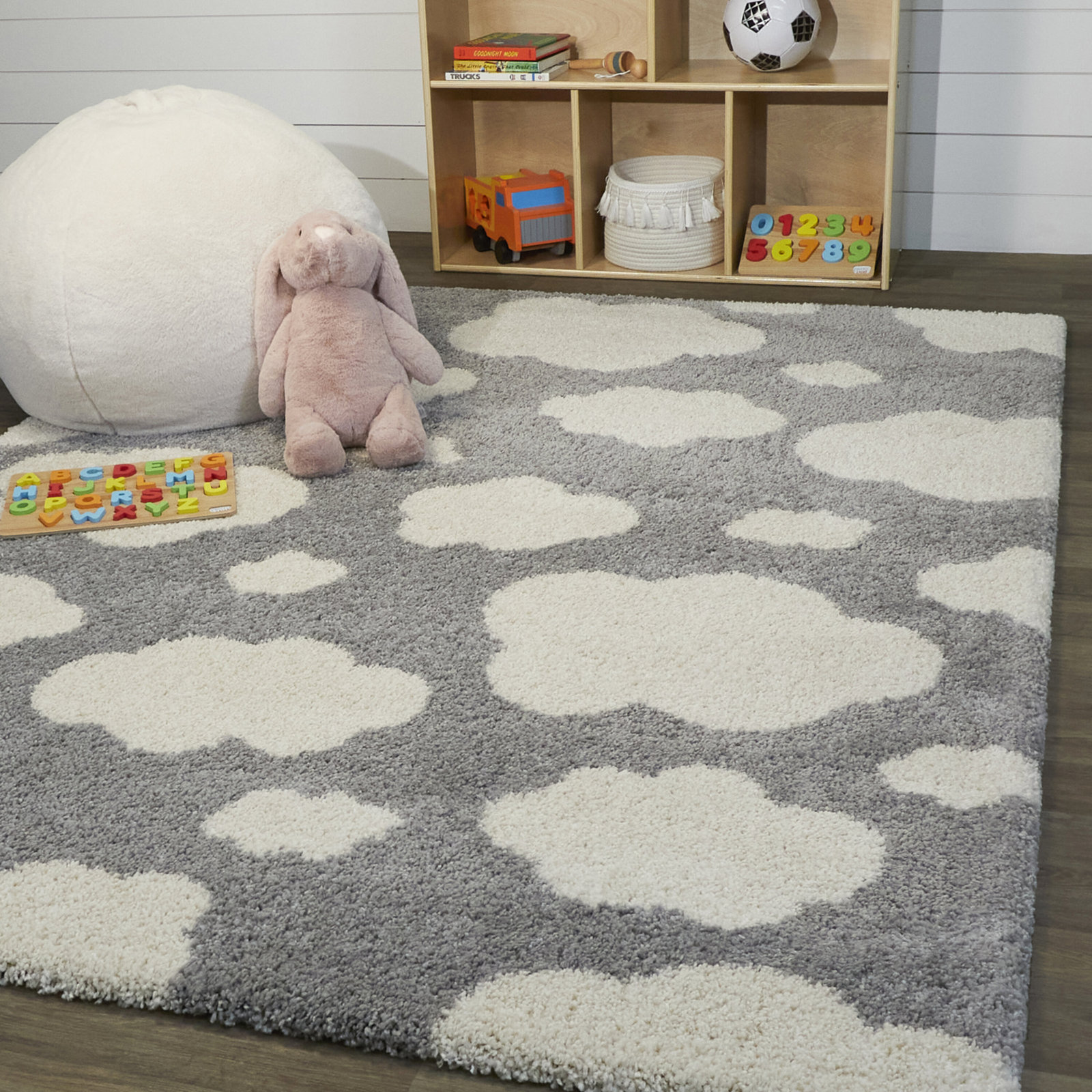 Primland Cloud Shag Area Rug, Rectangle 5'3" x 7', Light Gray