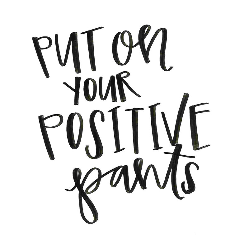Mettez vos pantalons positifs 4, H 12 po x l 12 po